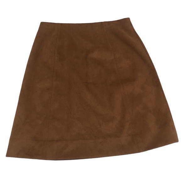Babaton faux suede A-line skirt - Picture 3 of 3